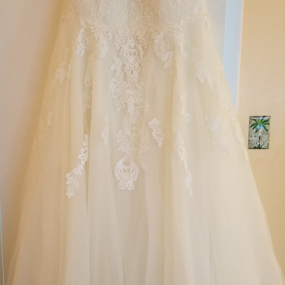 Stella York Ivory Wedding Dress